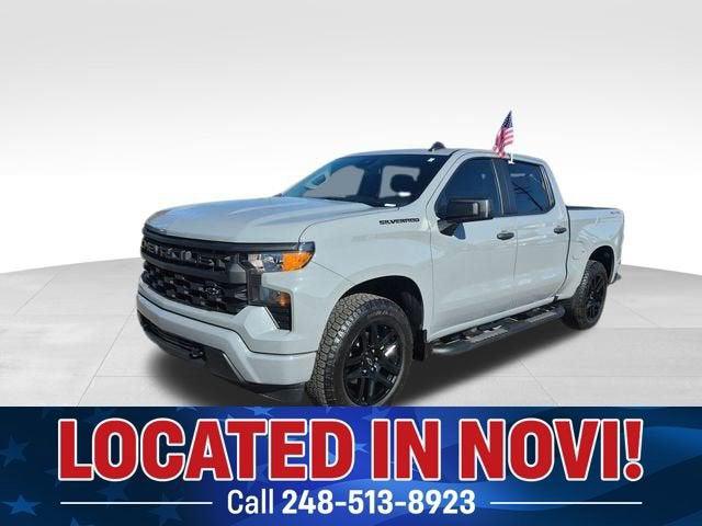 2024 Chevrolet Silverado 1500 4WD Crew Cab Short Bed Custom