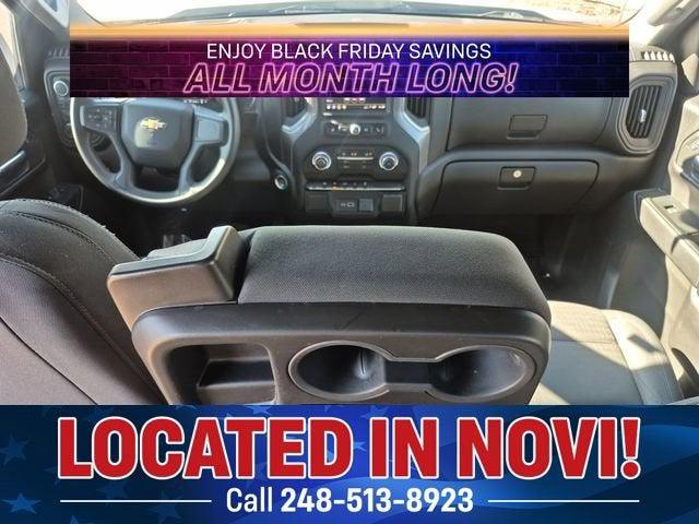 2024 Chevrolet Silverado 1500 4WD Crew Cab Short Bed Custom