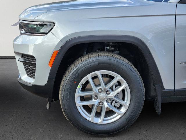 2025 Jeep Grand Cherokee Laredo X 4x4