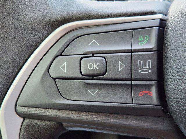 2025 Jeep Grand Cherokee Laredo X 4x4