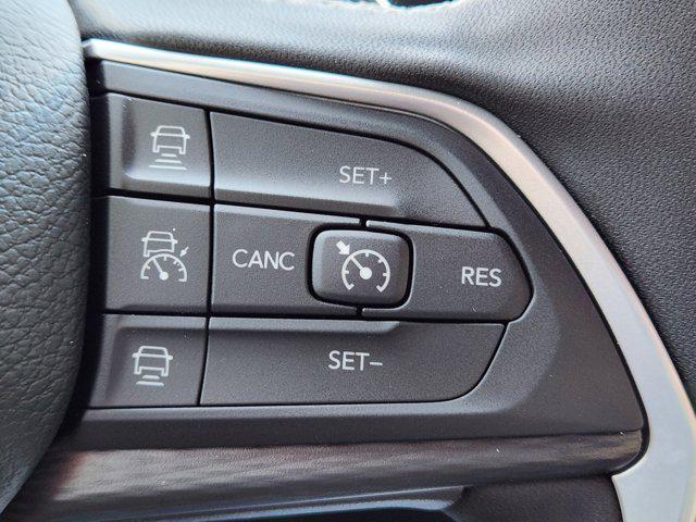 2025 Jeep Grand Cherokee Laredo X 4x4