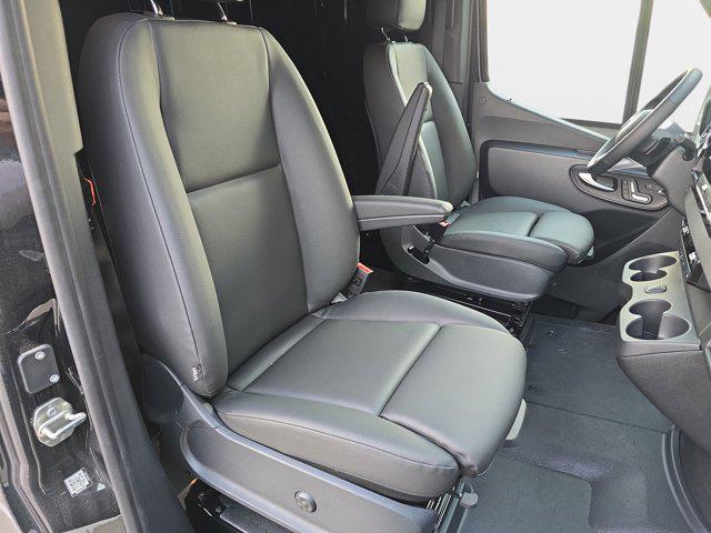 2025 Mercedes-Benz Sprinter 2500 High Roof 4-Cyl Diesel HO