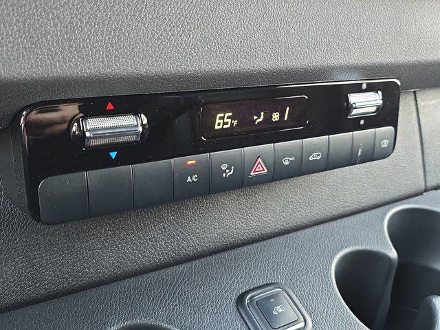 2025 Mercedes-Benz Sprinter 2500 High Roof 4-Cyl Diesel HO