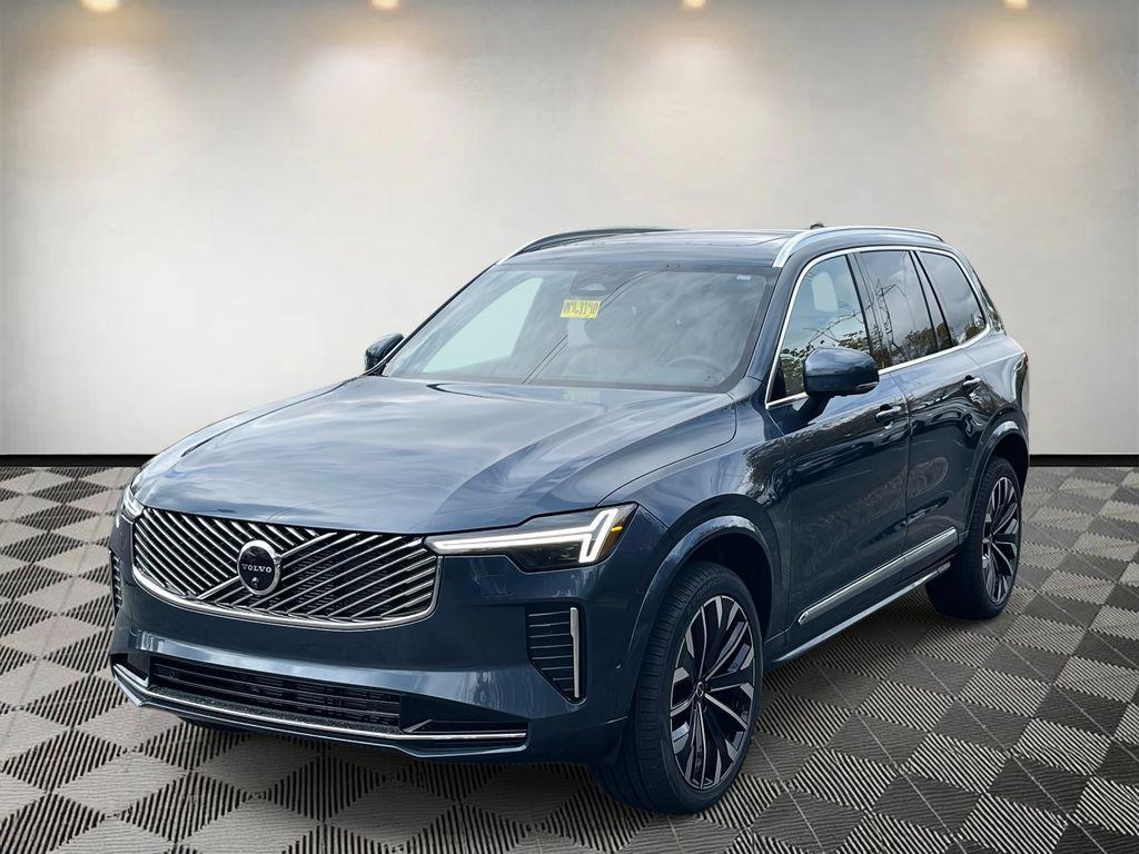 2026 Volvo XC90 Plus - Photo 7