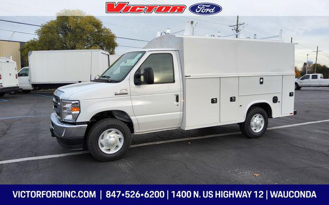 2026 Ford E-350 Cutaway Base for sale in Wauconda, IL