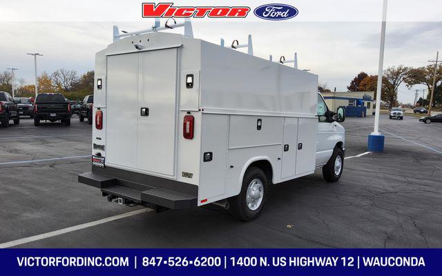 2026 Ford E-350 Cutaway Base