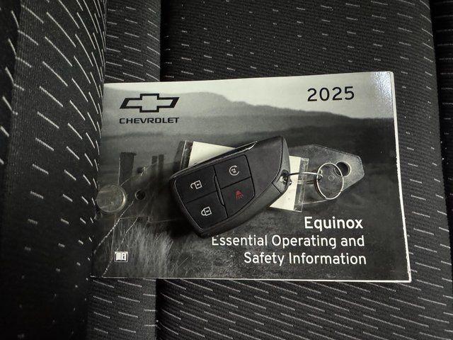2025 Chevrolet Equinox FWD LT