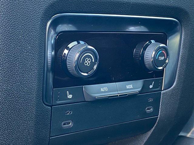 2026 Chevrolet Suburban RST, 4WD