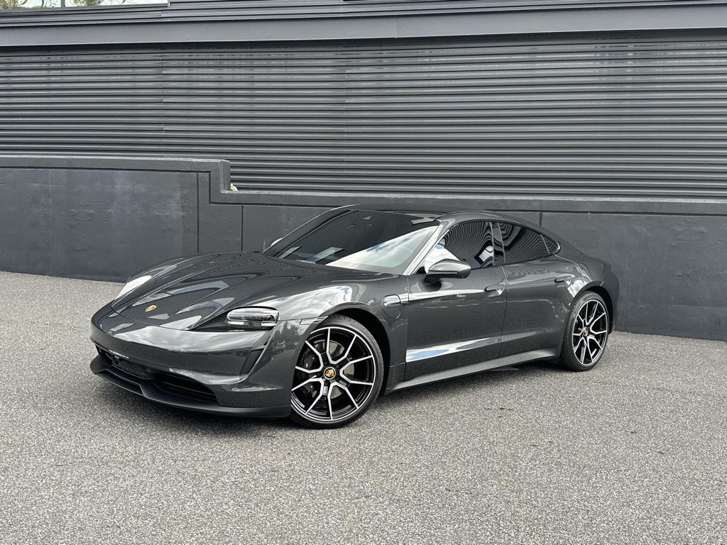 /2023 Porsche Taycan