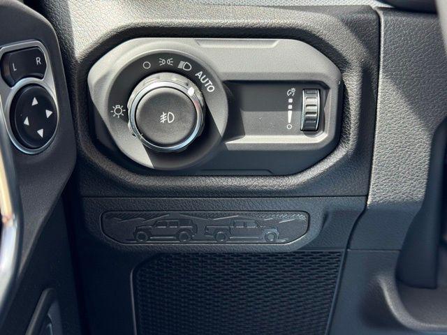 2026 Jeep Wrangler 4-Door Willys 4x4