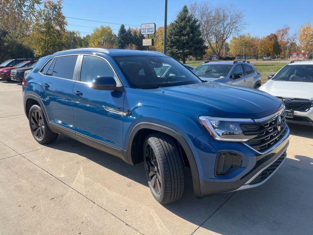2026 Volkswagen Atlas Cross Sport 2.0T SE w/Technology for sale in Normal, IL