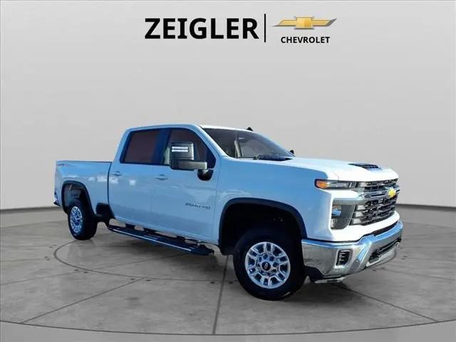 2024 Chevrolet Silverado 2500HD 4WD Crew Cab Standard Bed LT for sale in Claysburg, PA