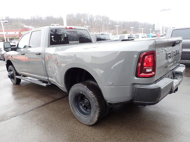 2026 RAM Ram 3500 RAM 3500 TRADESMAN CREW CAB 4X4 8 BOX
