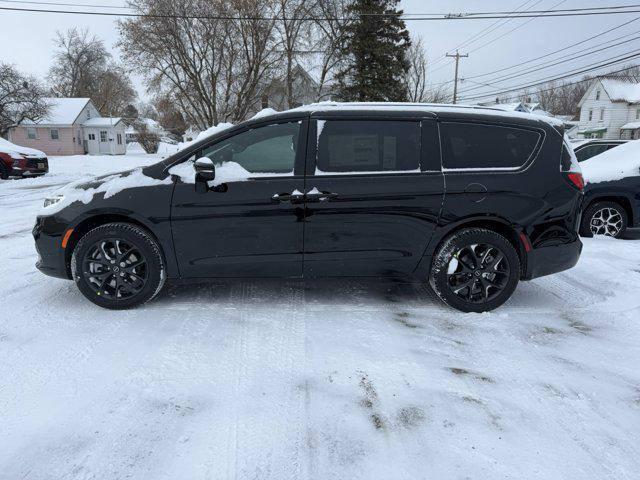 2026 Chrysler Pacifica PACIFICA SELECT AWD 2026 Chrysler Pacifica PACIFICA SELECT AWD