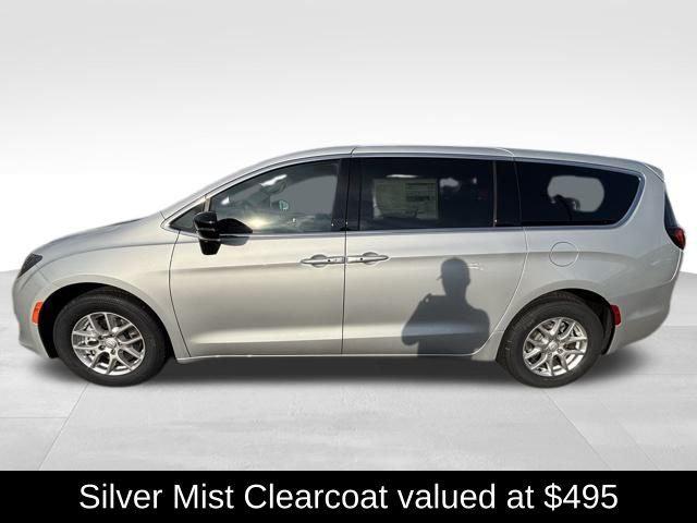 2026 Chrysler Voyager VOYAGER LX