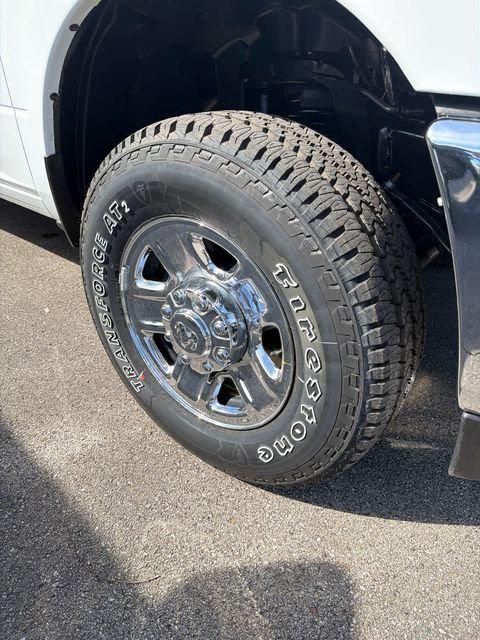 2026 Ram 2500 Tradesman Crew Cab 4x4 8' Box