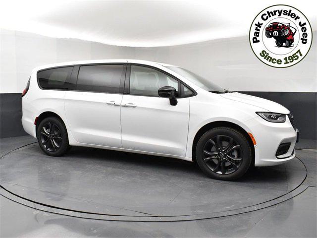2026 Chrysler Pacifica PACIFICA SELECT AWD 2026 Chrysler Pacifica PACIFICA SELECT AWD