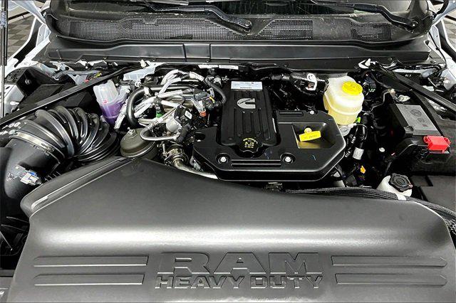 2026 RAM Ram 3500 RAM 3500 TRADESMAN CREW CAB 4X4 8 BOX