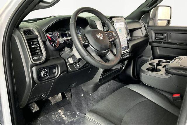 2026 Ram 3500 Tradesman Crew Cab 4x4 8' Box