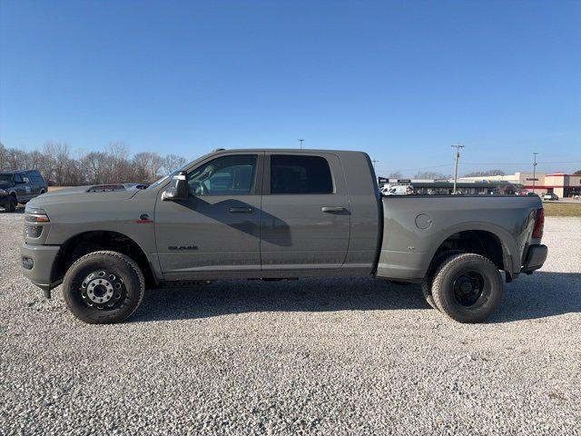 2026 RAM Ram 3500 RAM 3500 LARAMIE MEGA CAB 4X4 64 BOX