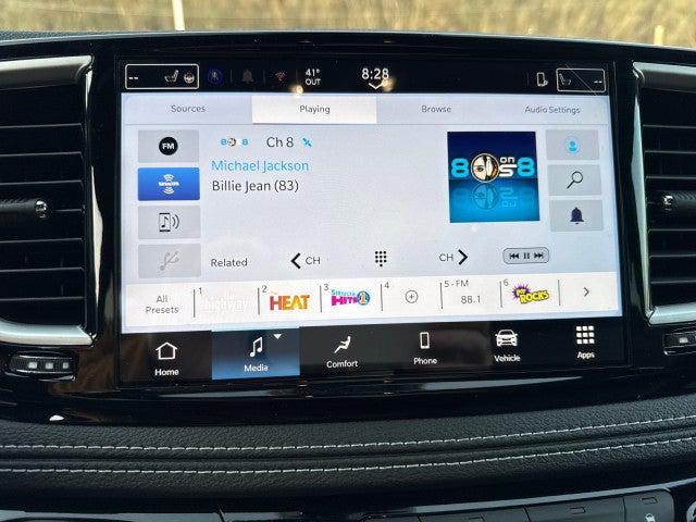 2026 Chrysler Pacifica Select AWD
