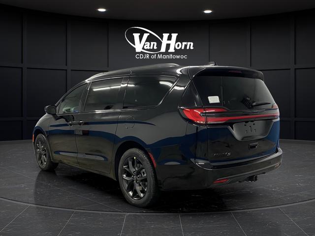 2026 Chrysler Pacifica PACIFICA LIMITED AWD