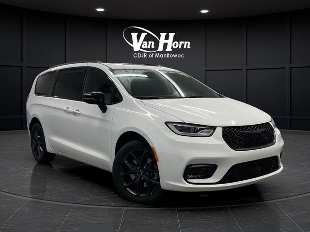 2026 Chrysler Pacifica PACIFICA LIMITED AWD