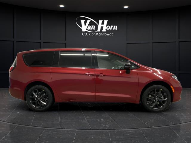 2026 Chrysler Pacifica PACIFICA LIMITED AWD
