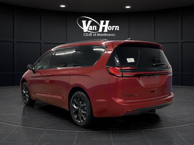2026 Chrysler Pacifica PACIFICA LIMITED AWD