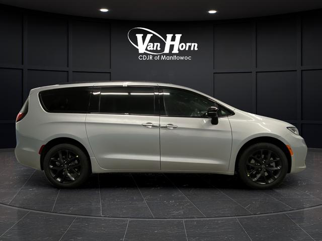 2026 Chrysler Pacifica PACIFICA LIMITED AWD