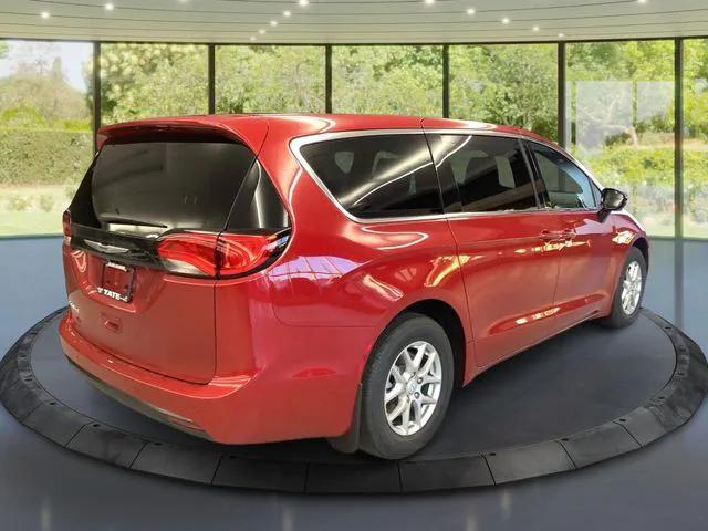 2026 Chrysler Voyager VOYAGER LX