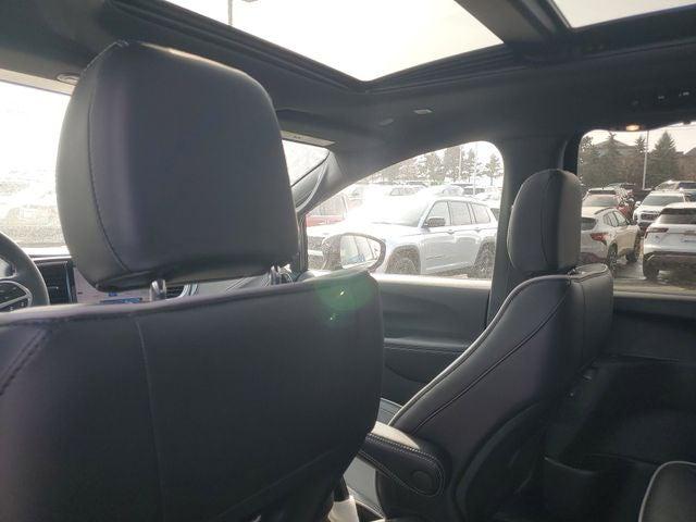 2026 Chrysler Pacifica Limited AWD