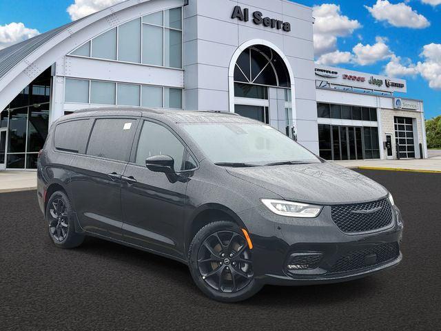 2026 Chrysler Pacifica Limited AWD for sale in Grand Blanc, MI