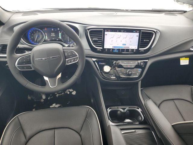 2026 Chrysler Pacifica Limited AWD