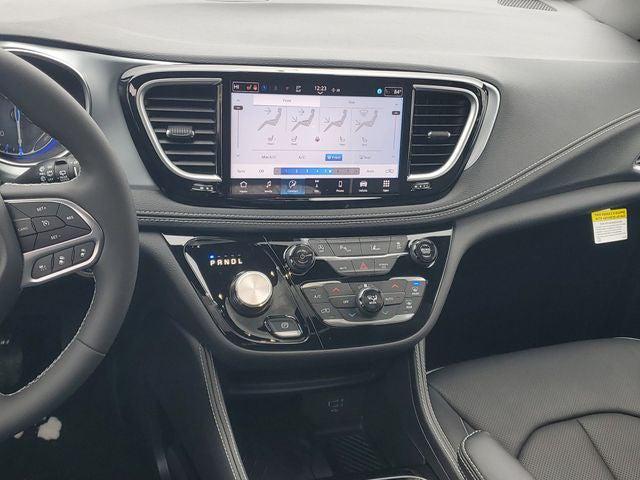 2026 Chrysler Pacifica Limited AWD