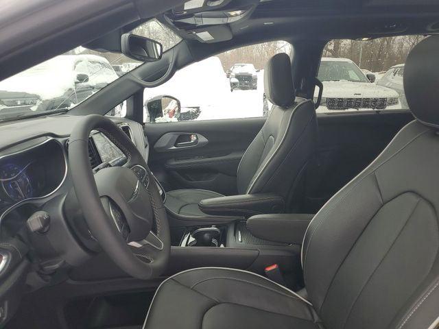 2026 Chrysler Pacifica Limited AWD