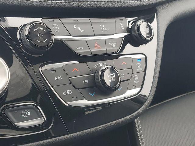2026 Chrysler Pacifica Limited AWD