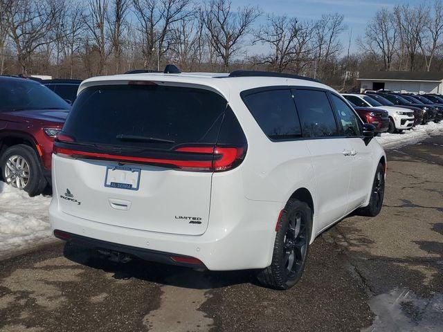 2026 Chrysler Pacifica Limited AWD