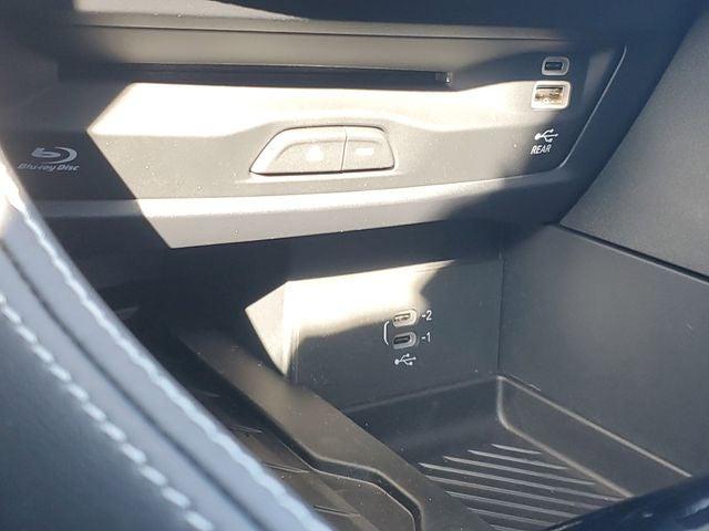 2026 Chrysler Pacifica Limited AWD