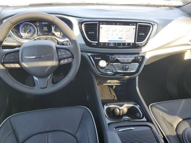 2026 Chrysler Pacifica Limited AWD