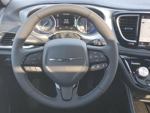 2026 Chrysler Pacifica Limited AWD