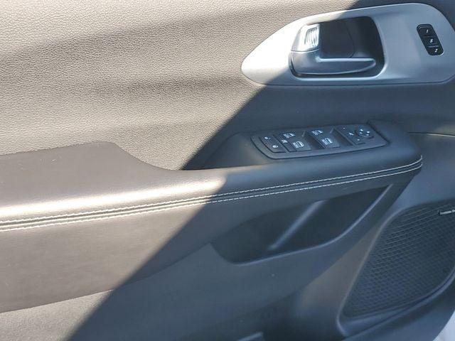 2026 Chrysler Pacifica Limited AWD
