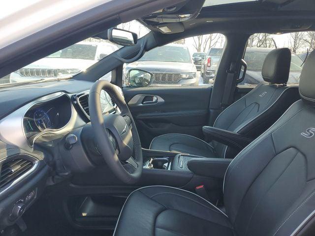 2026 Chrysler Pacifica Limited AWD
