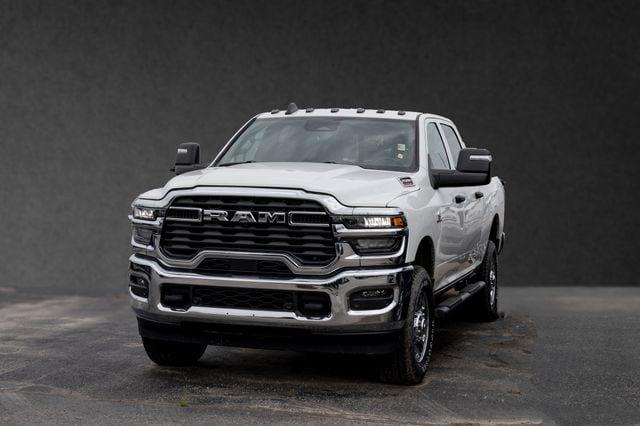 2026 RAM Ram 2500 RAM 2500 TRADESMAN CREW CAB 4X4 64 BOX