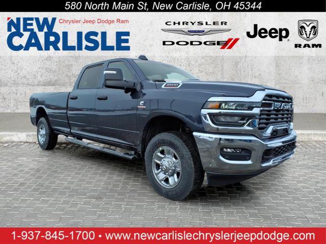 2026 RAM Ram 3500 RAM 3500 TRADESMAN CREW CAB 4X4 8 BOX