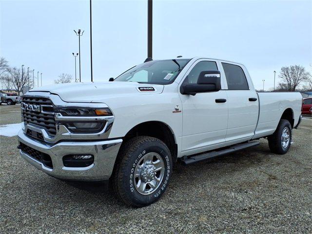2026 RAM Ram 2500 RAM 2500 TRADESMAN CREW CAB 4X4 8 BOX