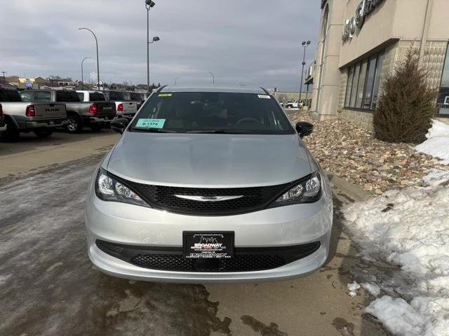 2026 Chrysler Voyager VOYAGER LX
