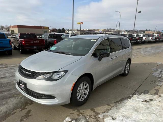 2026 Chrysler Voyager VOYAGER LX