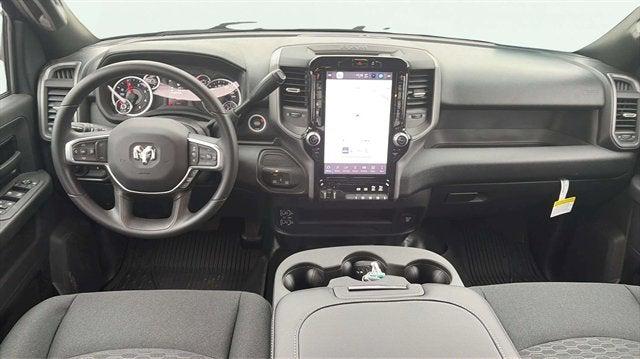 2026 RAM Ram 3500 RAM 3500 TRADESMAN CREW CAB 4X4 8 BOX