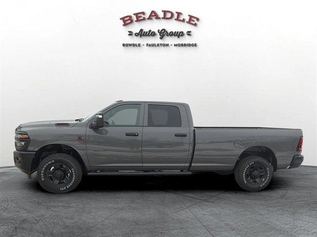2026 RAM Ram 3500 RAM 3500 TRADESMAN CREW CAB 4X4 8 BOX
